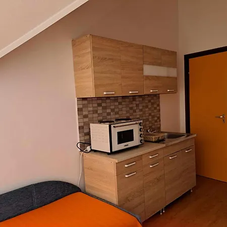 Kálmán Imre Panzió 3*