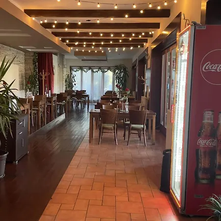 住宿加早餐酒店 Kalman Imre Panzio