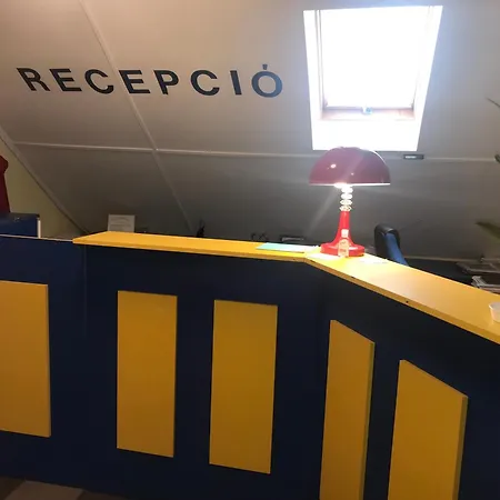 Alojamento de Acomodação e Pequeno-almoço Kálmán Imre Panzió Siófok