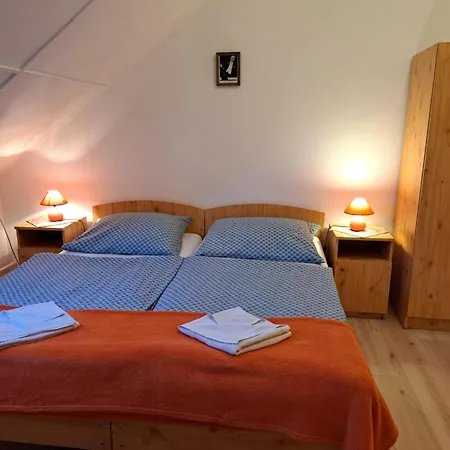 Kalman Imre Panzio 希欧福克