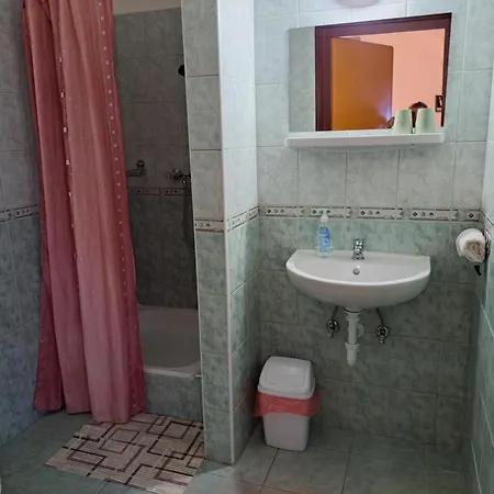 Kalman Imre Panzio Bed & Breakfast *