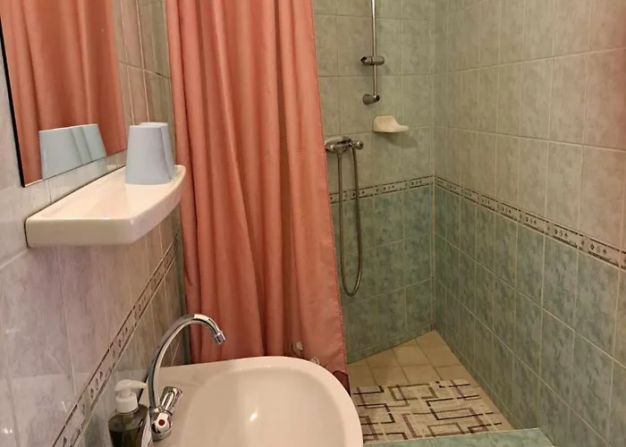 Kalman Imre Panzio Frühstückspension 3*