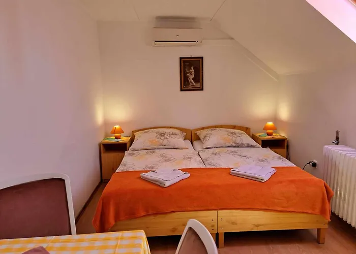 Kalman Imre Panzio Frühstückspension Siófok